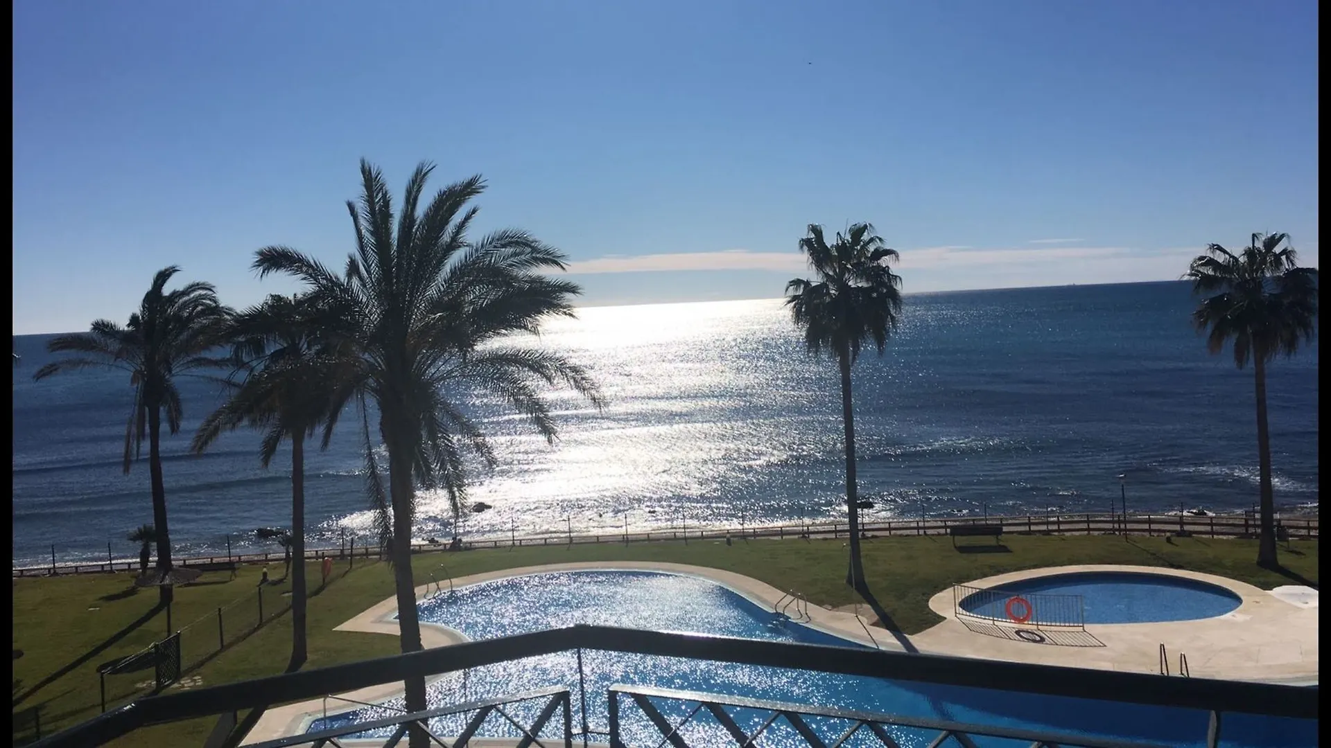 Mi Capricho Beachfront Apartment - Sitio De Calahonda Mijas Spain