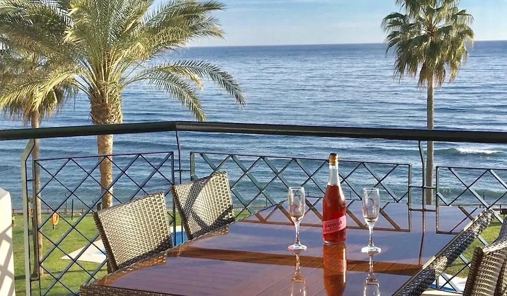 Mi Capricho Beachfront Apartment - Sitio De Calahonda Mijas 0*,  Spain