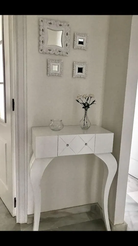 Mi Capricho Beachfront Apartment - Sitio De Calahonda Mijas